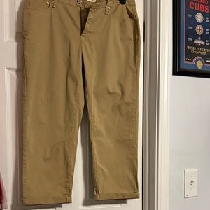 Levi's Women's Tan Cropped Pants